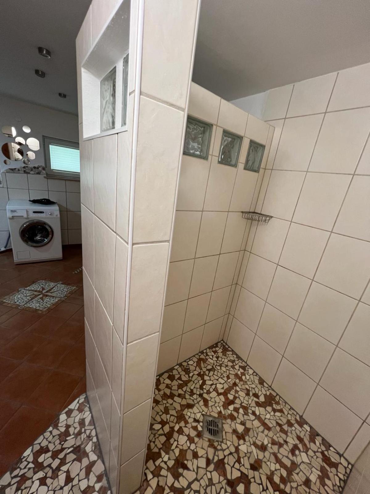 Haus Am Berzdorfer See - 3 Schlafzimmer - Ganzes Haus Zur Alleinnutzung - Terrasse - Hochwertige Ausstattung Görlitz Екстериор снимка